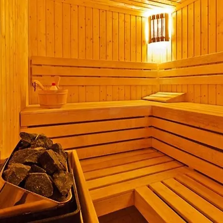 Comfortable In Sunset Complex, アパート *