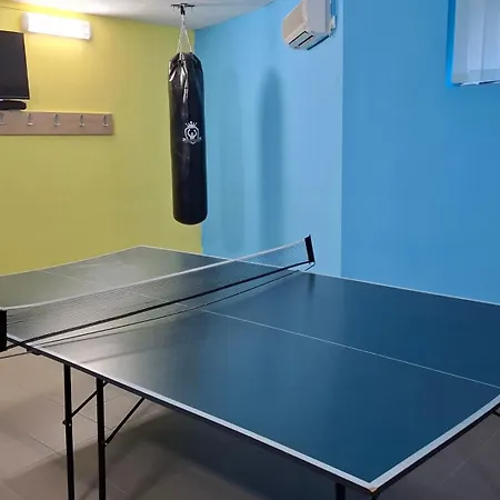 Comfortable In Sunset Complex, *