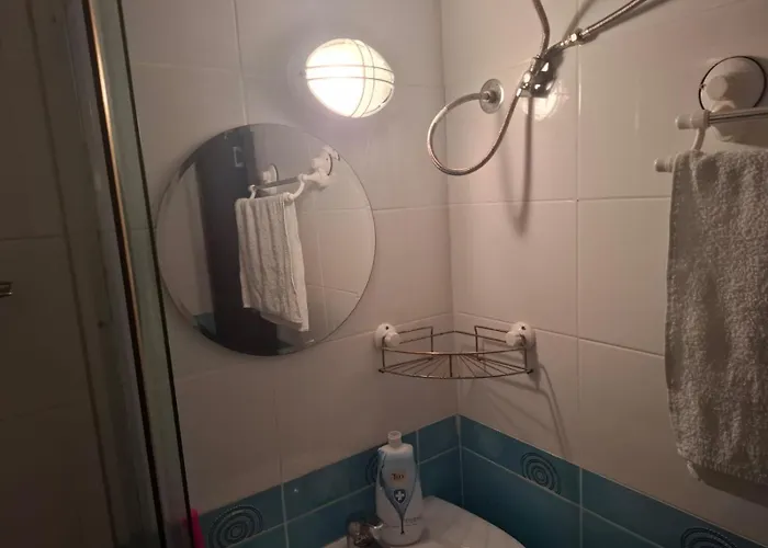 Comfortable In Sunset Complex,